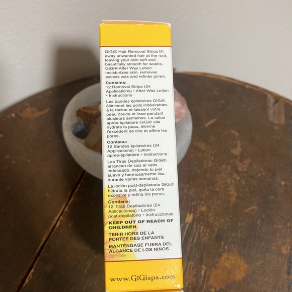 NIB GiGi Hair Removal Strips 12 Strips/24 Applications After Wax Lotion 1 fl Oz - Picture 2 of 5